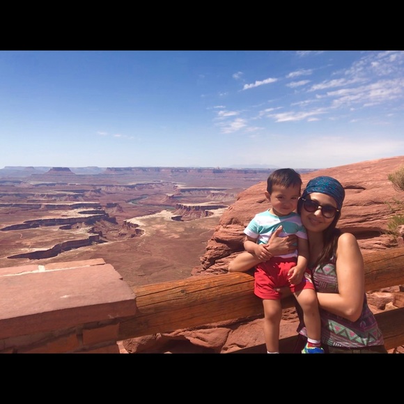 Meet your Posher, Nathalie - Picture 3 of 4